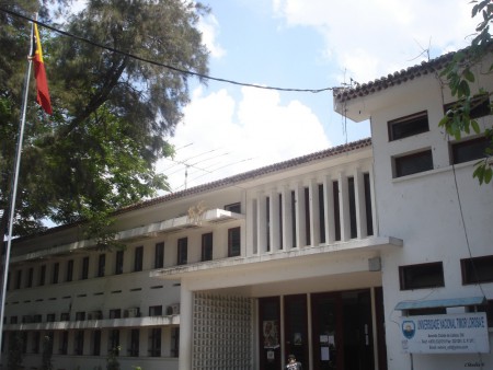 Universidade Nacional de Timor Lorosae (UNTL); @2012